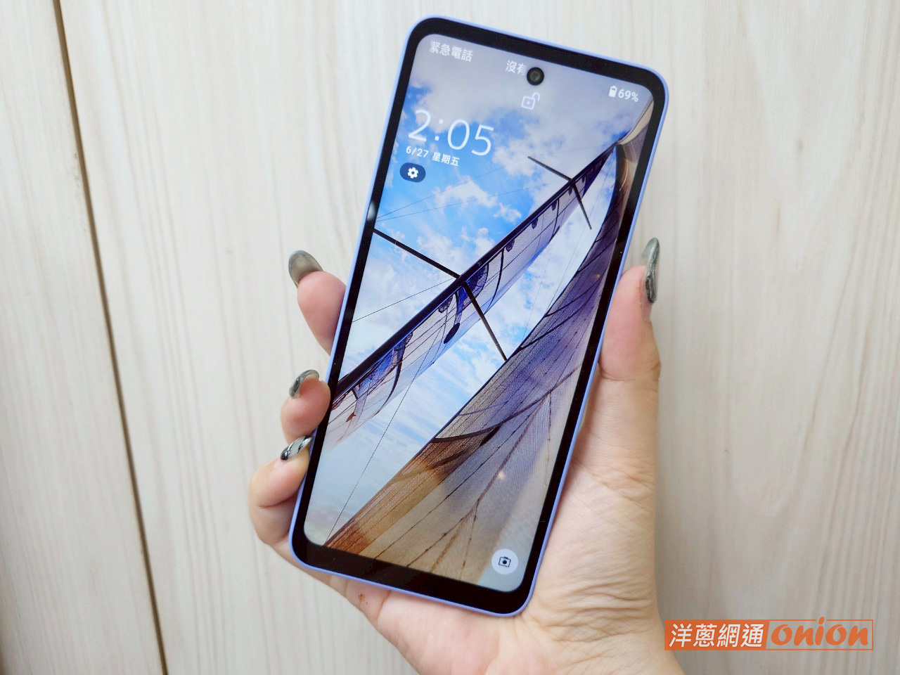 SHARP AQUOS wish5 螢幕外觀