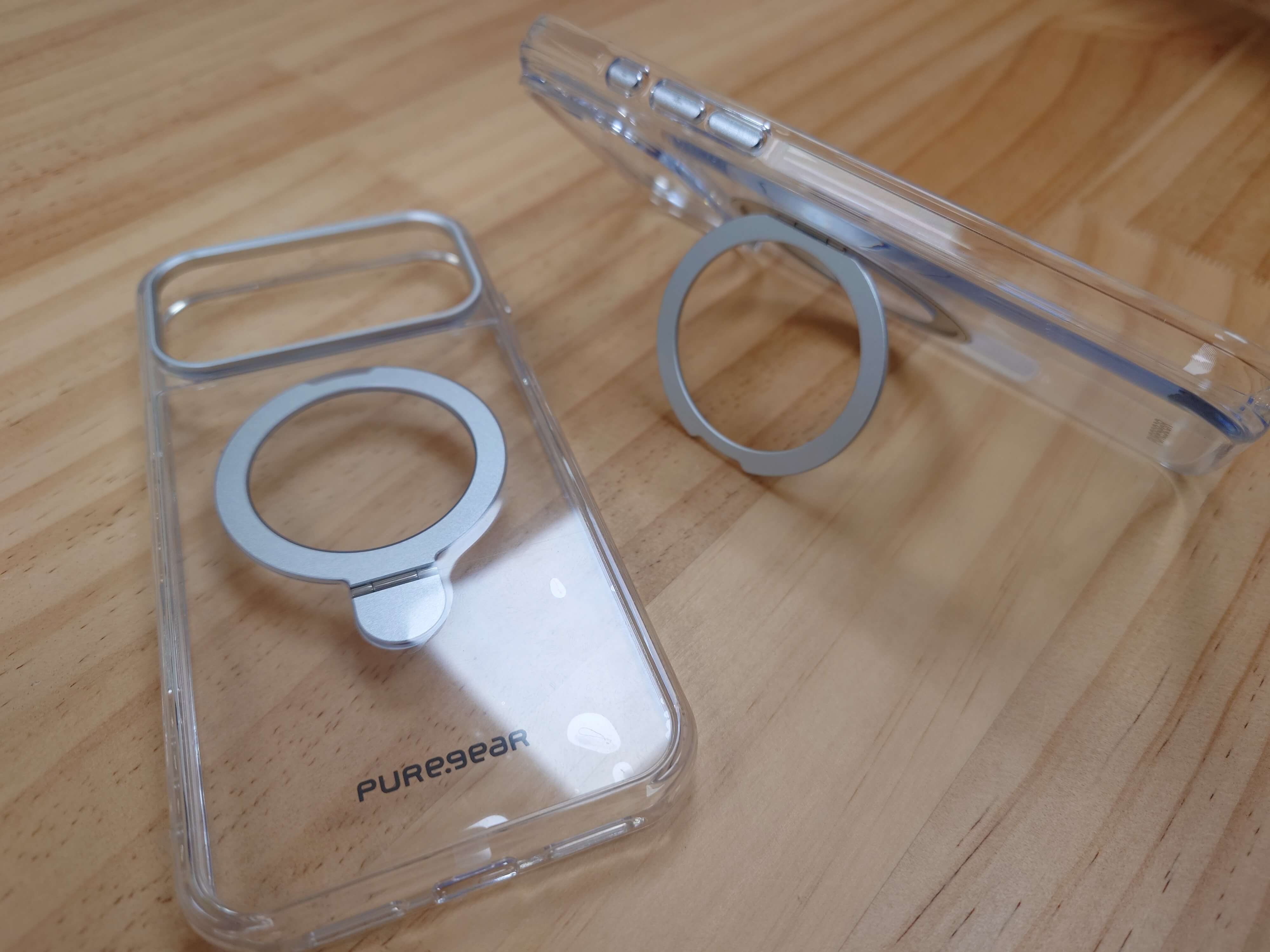 iPhone 17 透明支架殼