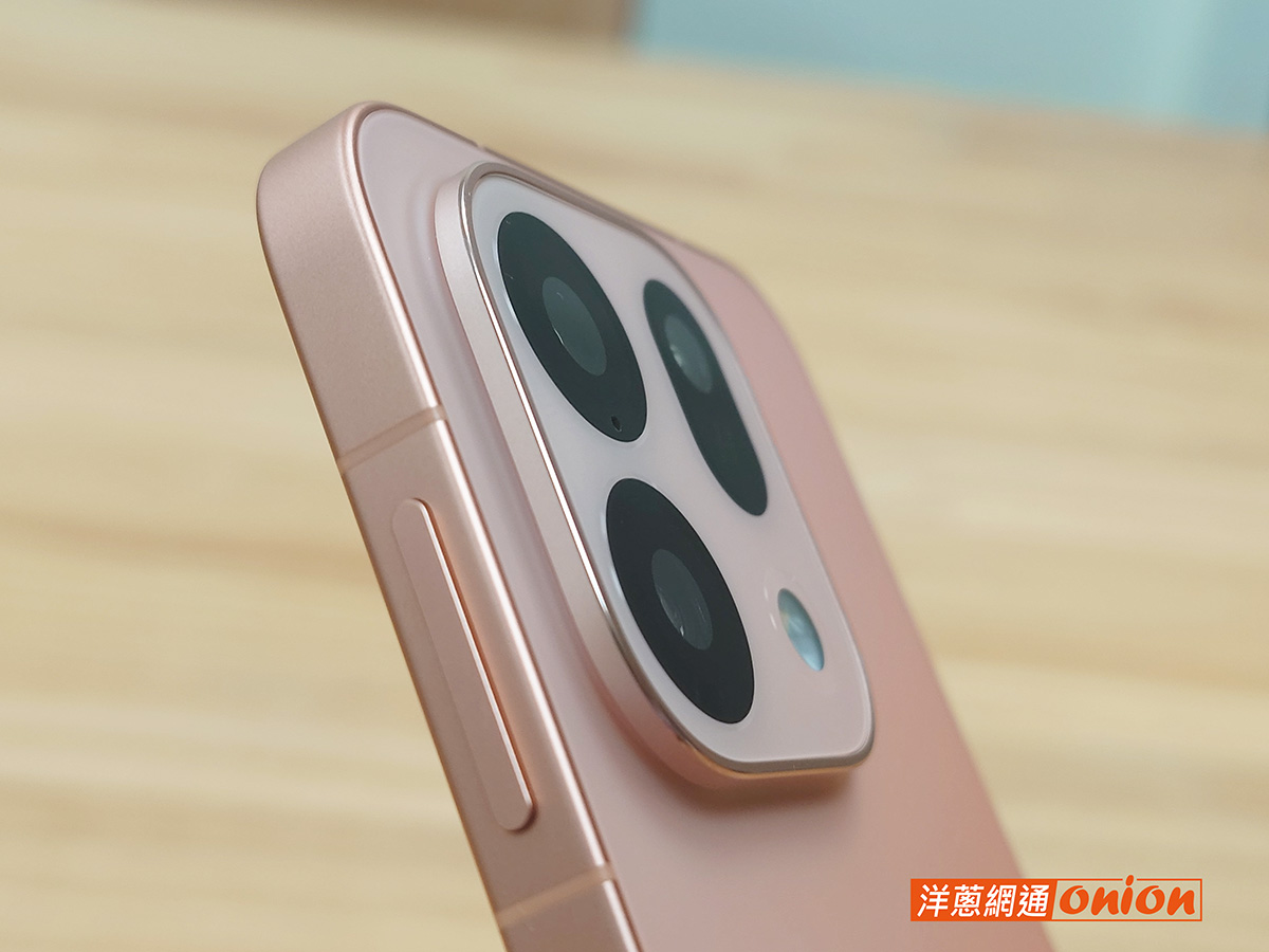 OPPO Find X9s 相機模組厚度
